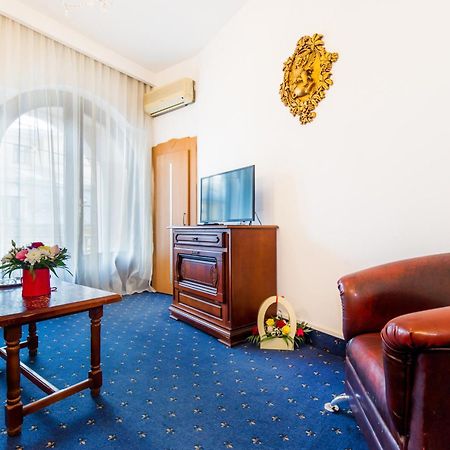 Hotel Carpati Imparatul Romanilor Bucharest Room photo