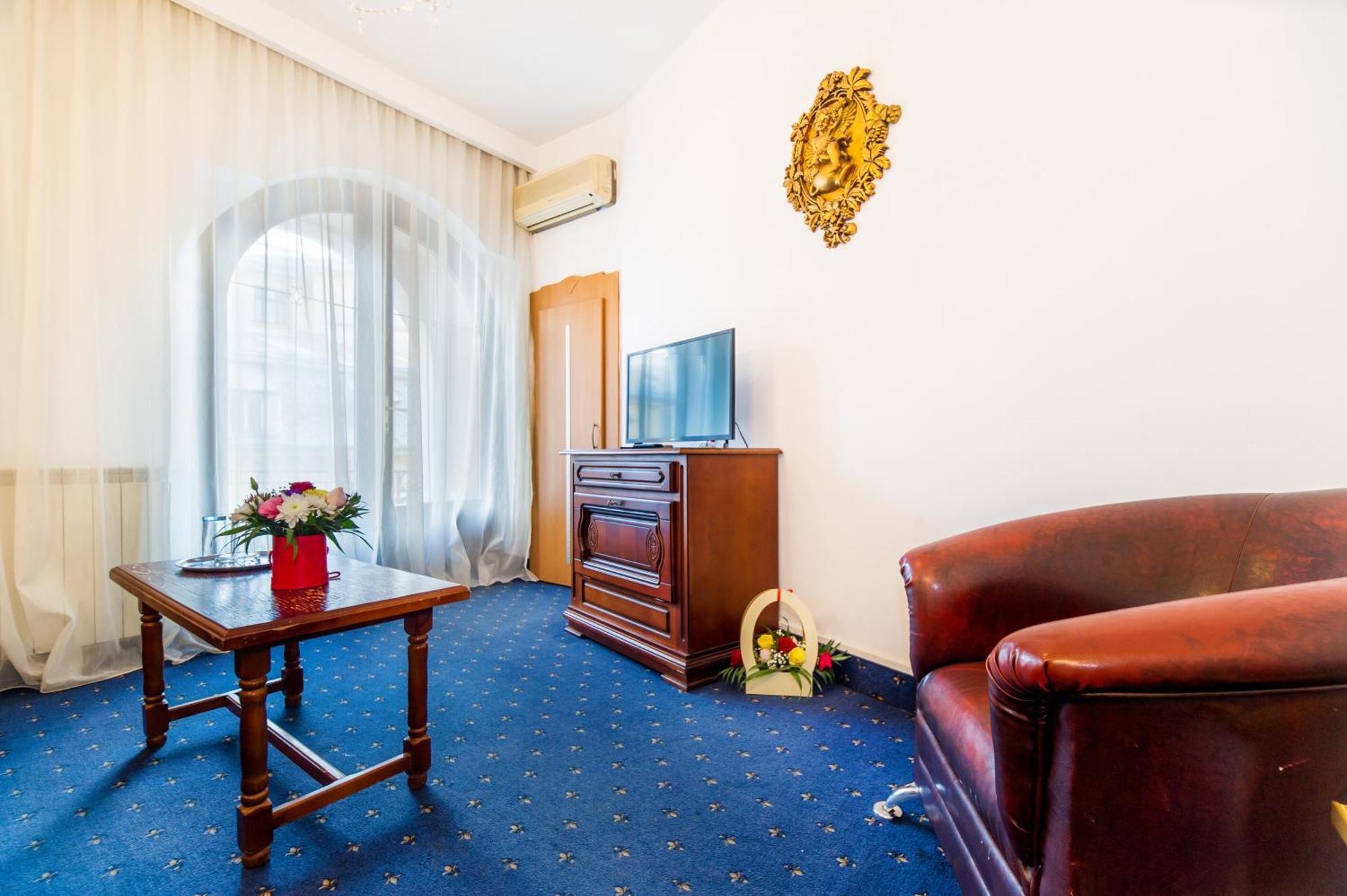 Hotel Carpati Imparatul Romanilor Bucharest Room photo